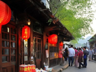 张掖的经济与旅游中点，最贵的宾馆在哪里